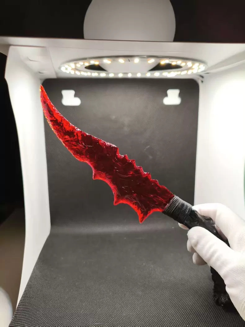 Knapped stone knives: red crystal knife, flame-shaped stone blade, obsidian knife, obsidian "Dragon Crystal" blade (*Zhu Xian: Red*)