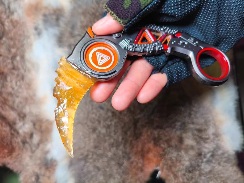 Apex Legends "Raptor's Claw" Karambit (Golden Claw) Replica