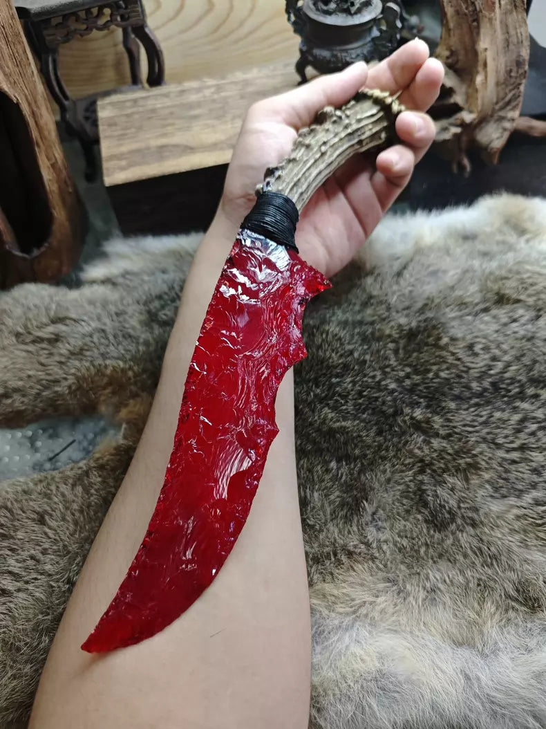 Hand-crafted stone tools: stone knives, "Flame Blade" stone blades, and obsidian "Dragon-Glass" blades. "Dragon-Slaying Blade" (Standard Classic Series): Dragon-Slaying Blade, Blood-Weeping Blade, and Crystal Knife.