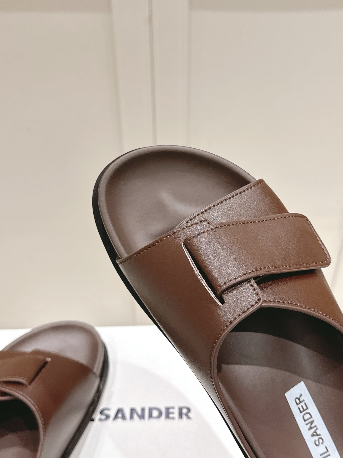 JIL SANDER New Beach Slides (Brown)