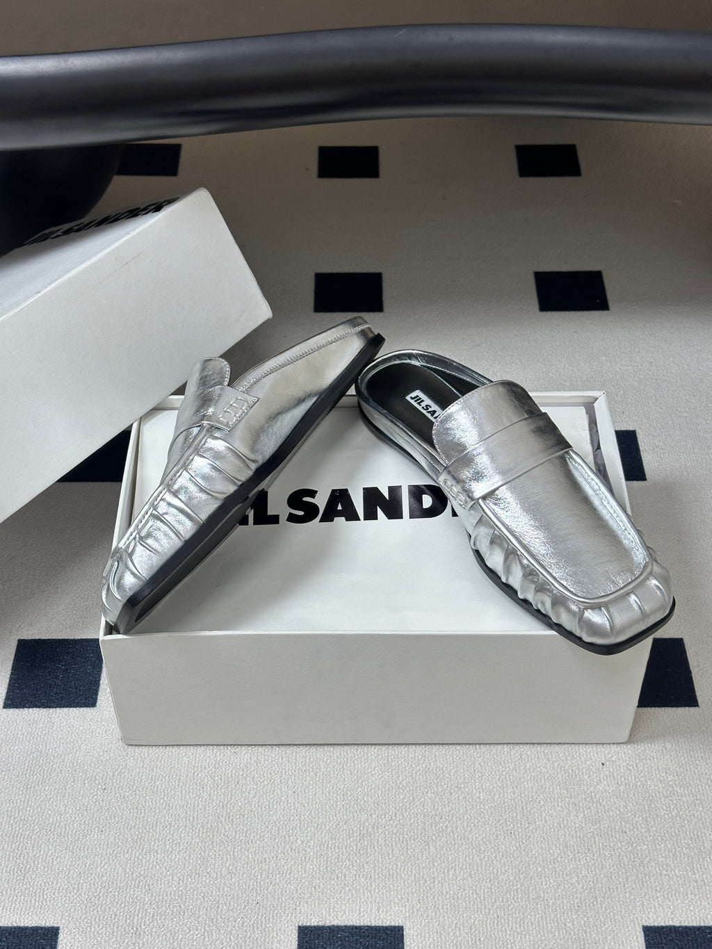 JIL SANDER Square-Toe Pleated Leather Mules (Silver)