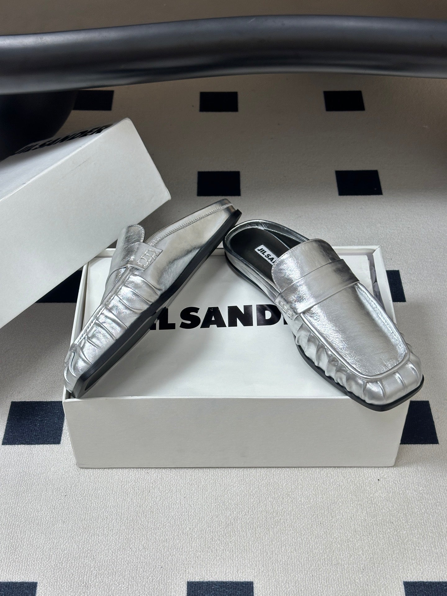 JIL SANDER Square-Toe Pleated Leather Mules (Silver)
