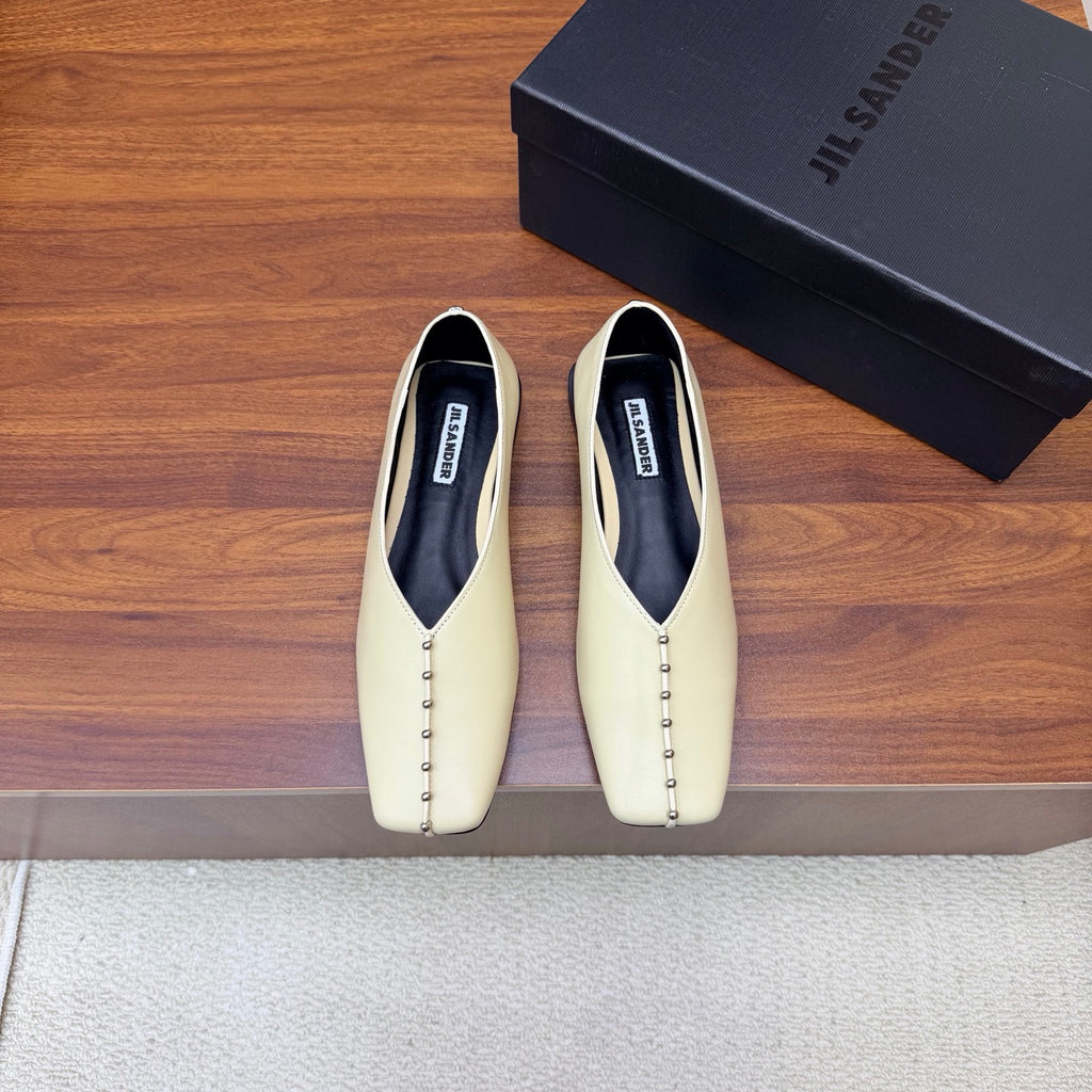 Jil Sander Stud-Embellished Leather Ballet Flats (Off-White)