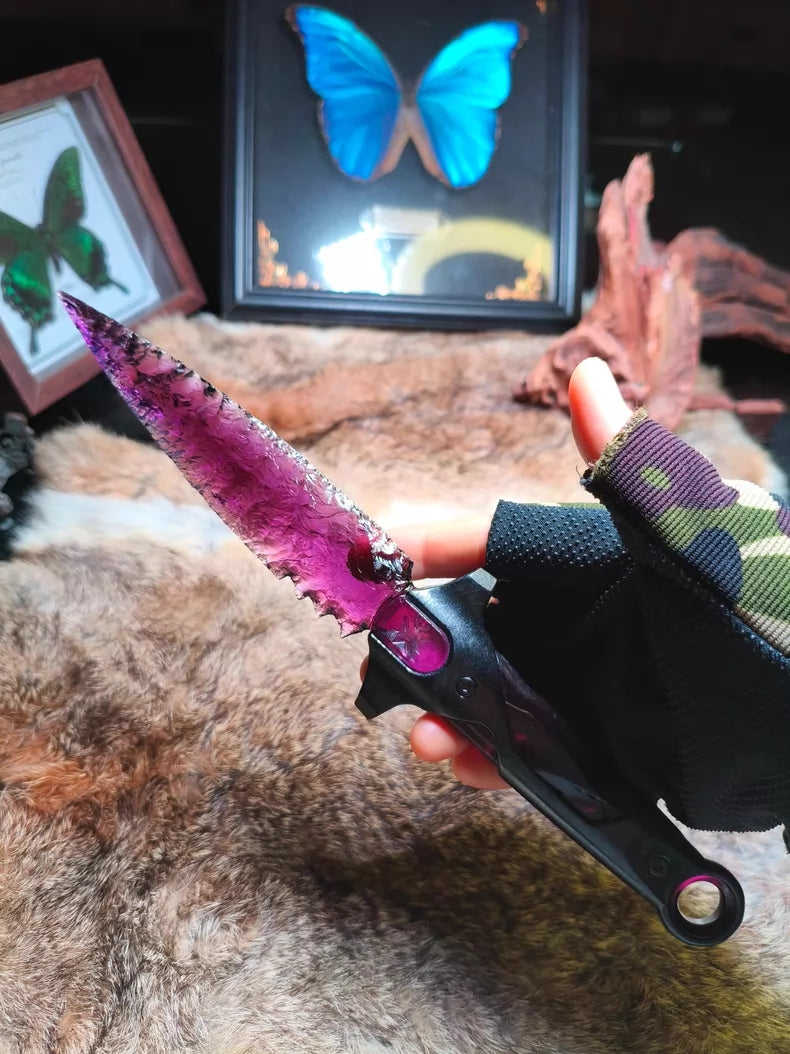 VALORANT: Blade of Mercy – Hand-forged replica in purple lapis lazuli