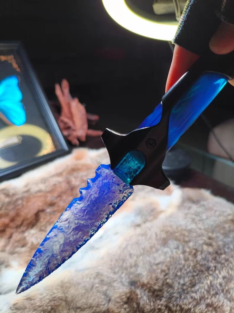 VALORANT: Blade of Mercy – Hand-forged Blue Opal Stone Weapon