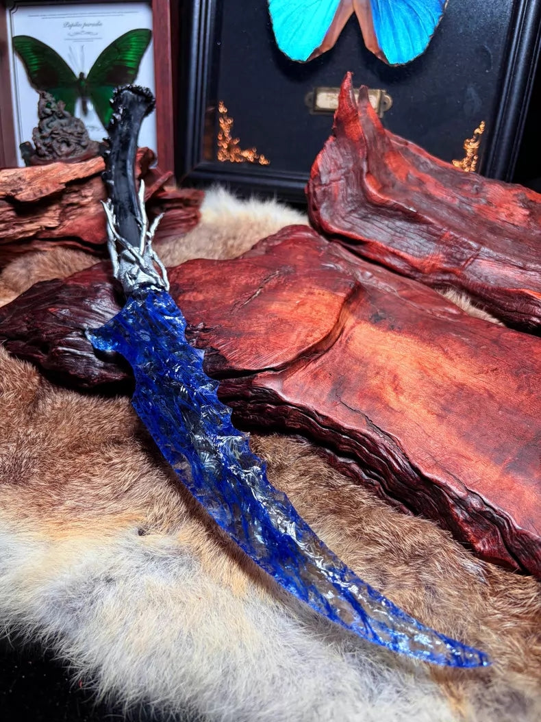 Flaked Stone Blade "Bitter Winter"