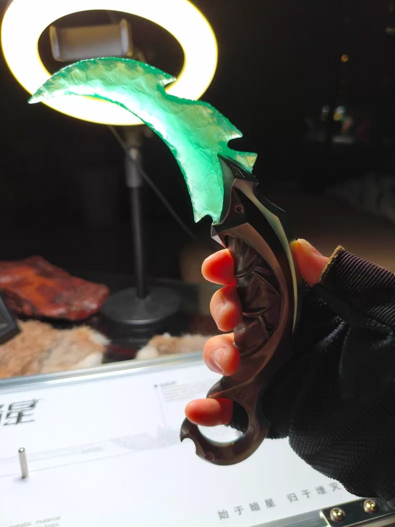 VALORANT "Reaver" Karambit (Stone-Forged Style) – Collectible Display Piece