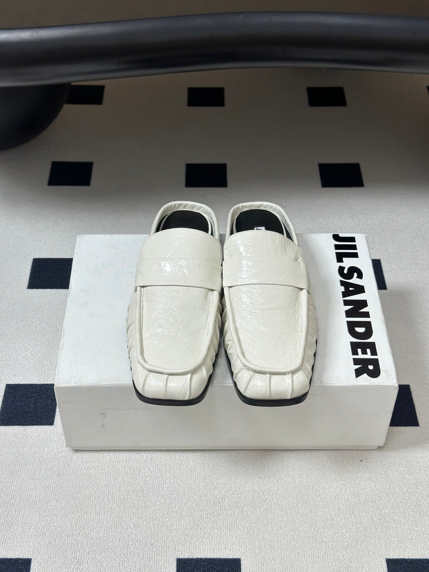 JIL SANDER Square-Toe Pleated Leather Mules (White)