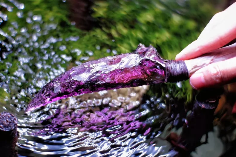 Flaked stone knife, premium hunting knife, "Purple Phantom," "Deadly Violet," Dragon Crystal series, Dragon Crystal dagger, hunting knife.