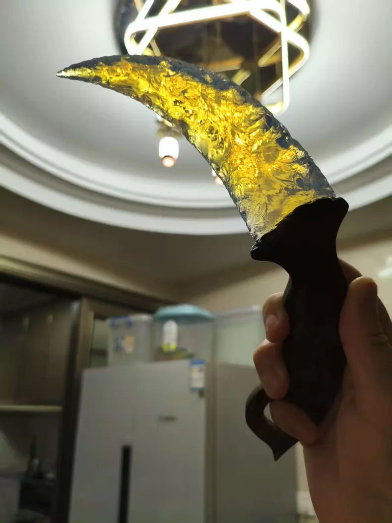 Flaked stone tools, stone knives, obsidian knives, opal knives, karambits.