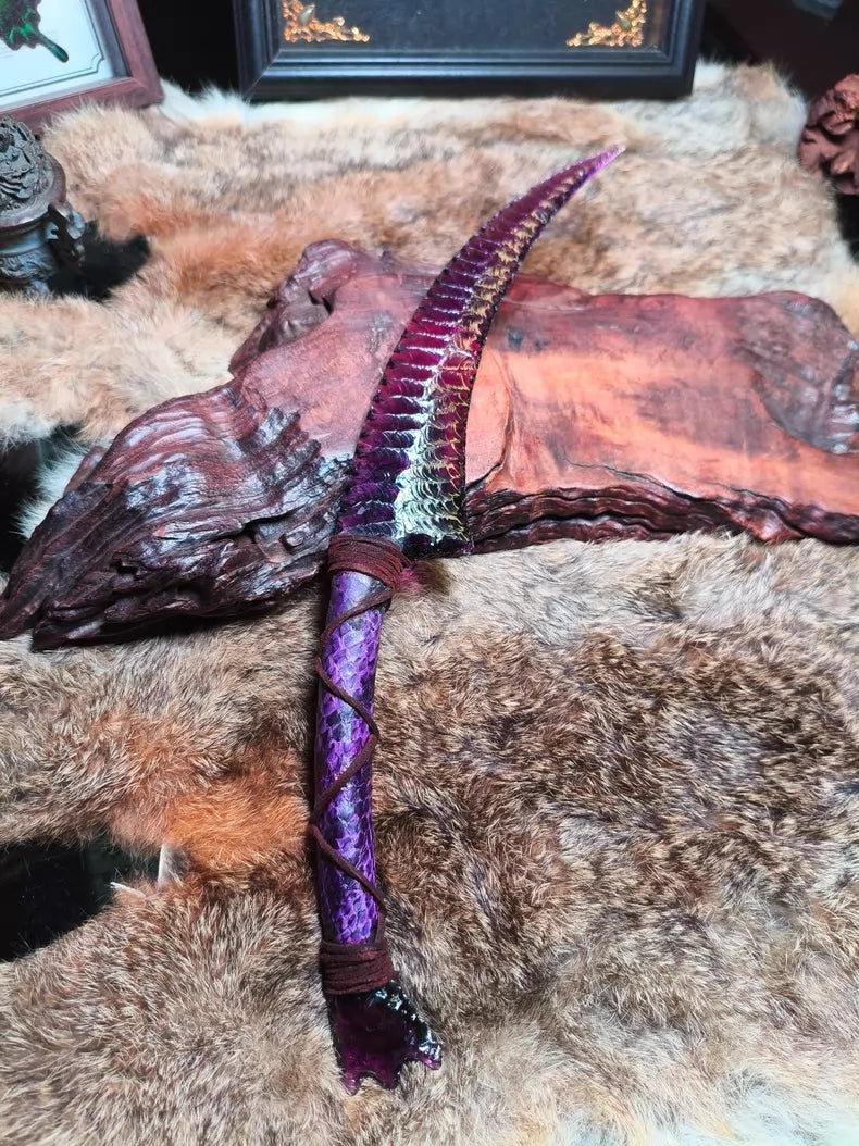 Avatar Na'vi Hunting Knife – Purple Glass-Stone Pressure-Flaked Design – Dragon-Glass Hunting Knife