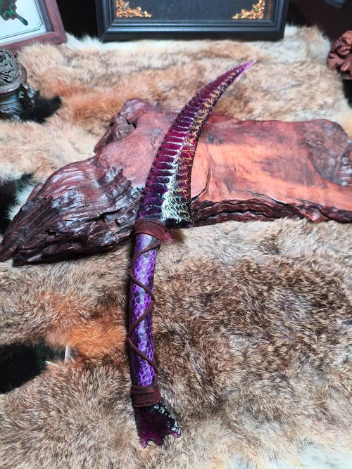 Avatar Na'vi Hunting Knife – Purple Glass-Stone Pressure-Flaked Design – Dragon-Glass Hunting Knife