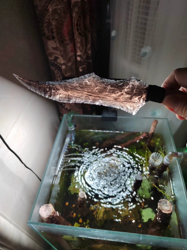 Knapped stone knife, "Flame Blade," obsidian knife, "Dragon-glass" hunting knife, stone-bladed obsidian knife, obsidian "Dragon-glass" blade—"Ice Night Demon"
