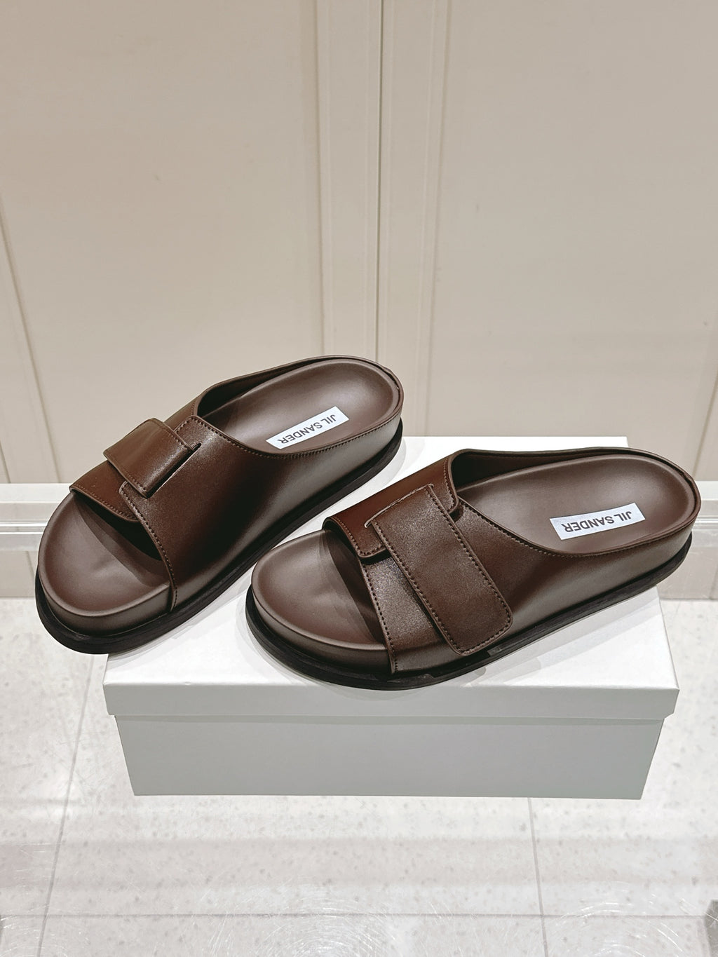 JIL SANDER New Beach Slides (Brown)