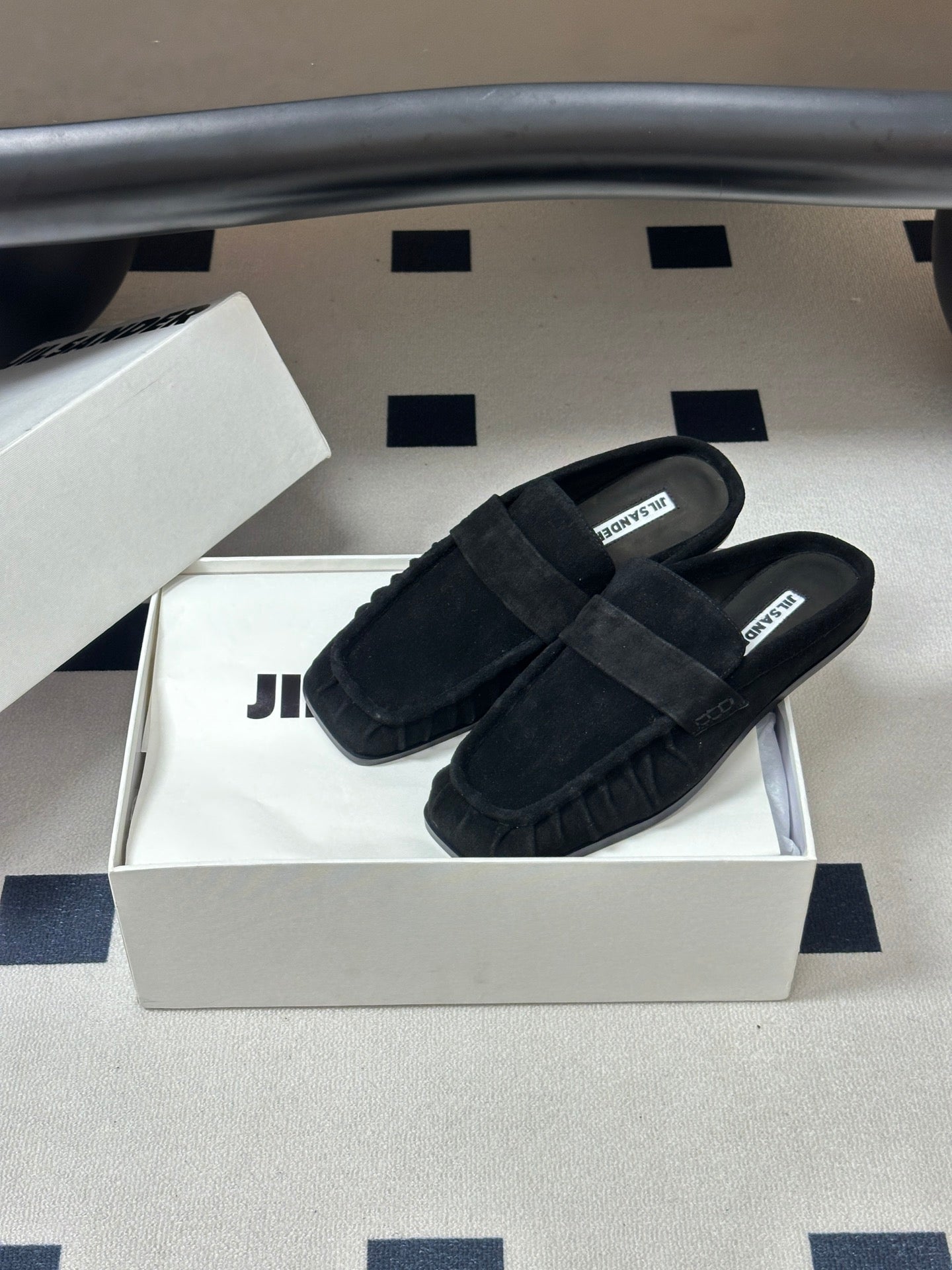 JIL SANDER Square-Toe Pleated Leather Mules (Grey)