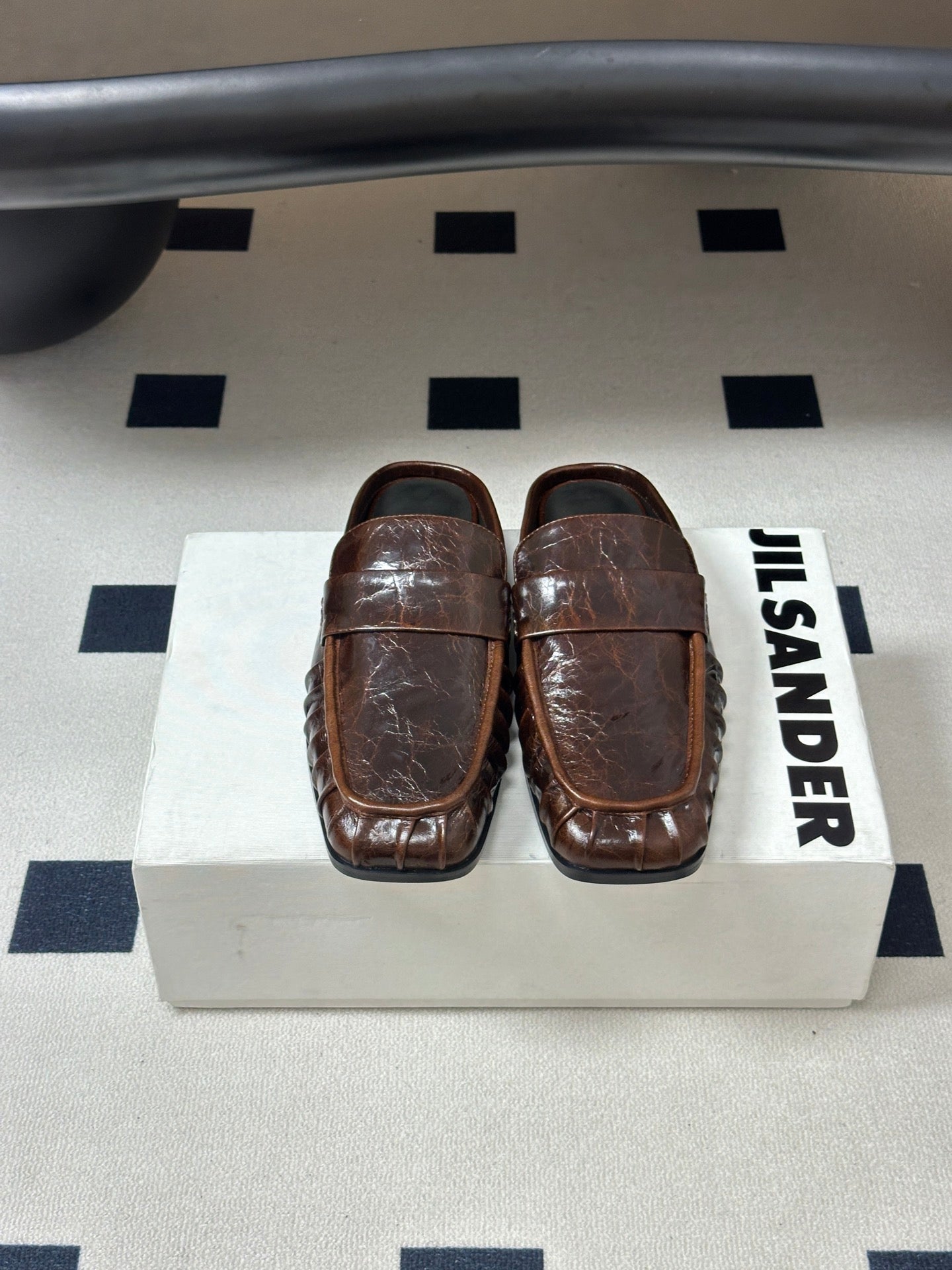 JIL SANDER Square-Toe Pleated Leather Mules (Brown)