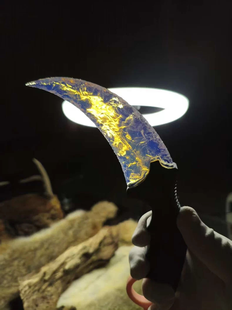 Hand-crafted stone-style Karambit, pink opal-style Karambit, 3D-printed handle, flame-pattern pink Karambit, CS:GO Karambit.