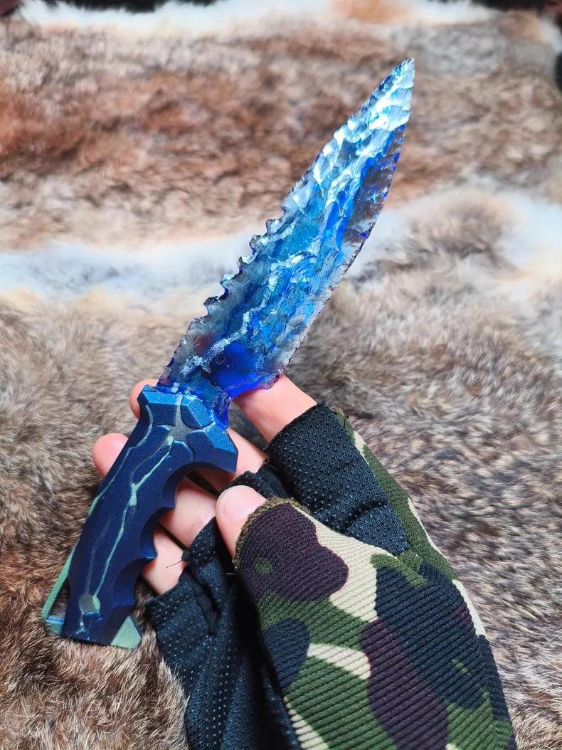 VALORANT "Divine Punishment" Knife (Ice Crystal Form) – Hand-forged 1:1 Replica Prop for Cosplay and Collection