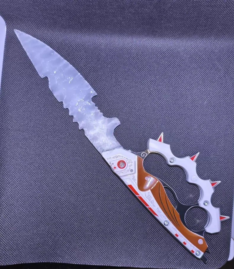 Creed / Delta Force: Stone-crafted Blade — New Knife Skin — Ultra-High Difficulty — 1:1 Replica — High-Difficulty Alien-Style Blade with Metal Handle