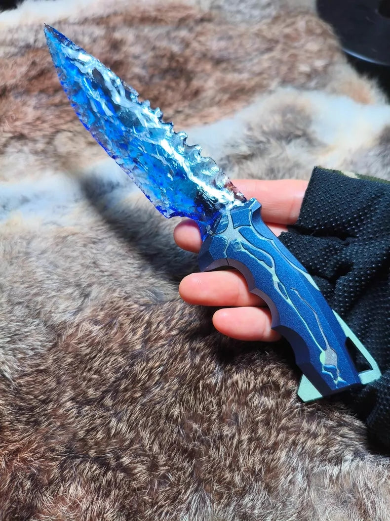 VALORANT "Divine Punishment" Knife (Ice Crystal Form) – Hand-forged 1:1 Replica Prop for Cosplay and Collection