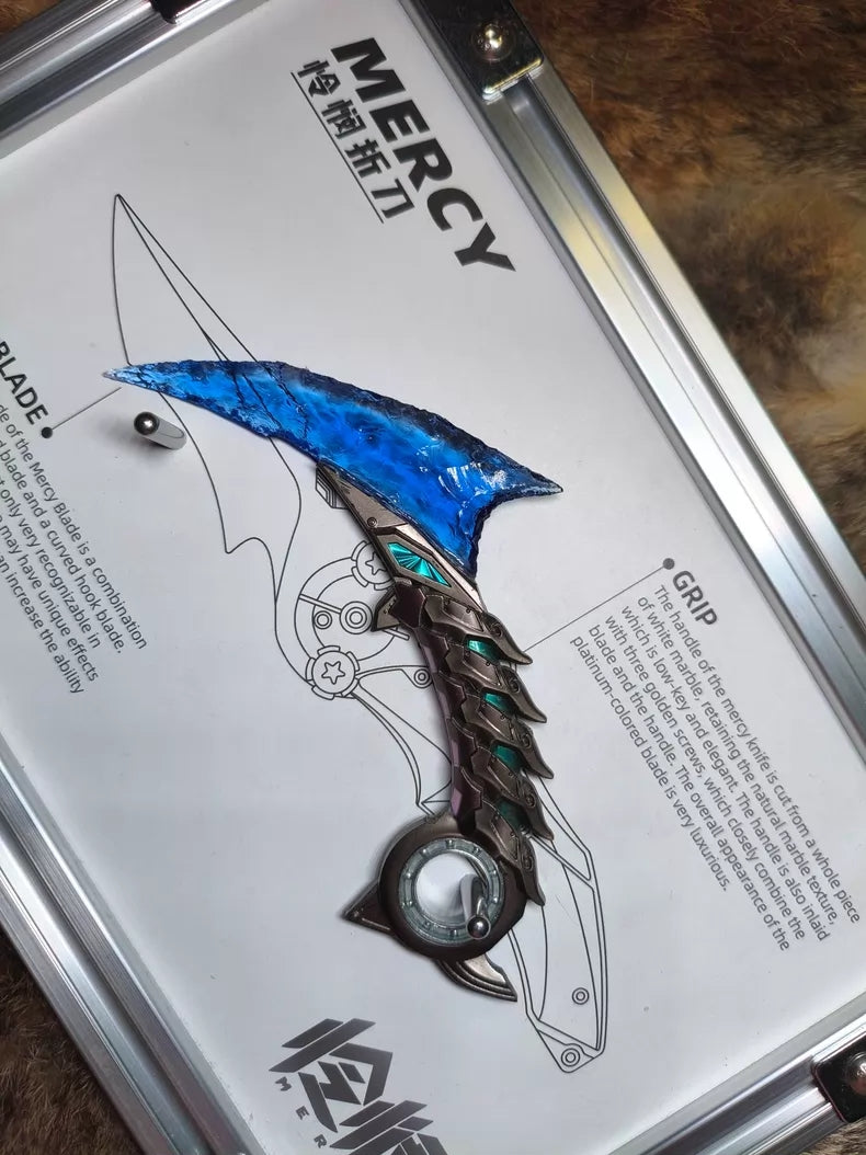 Custom-made "Chipped Stone Tool" style rotating Dilophosaurus toe-claw knife model (inspired by CS:GO/CrossFire game merchandise).