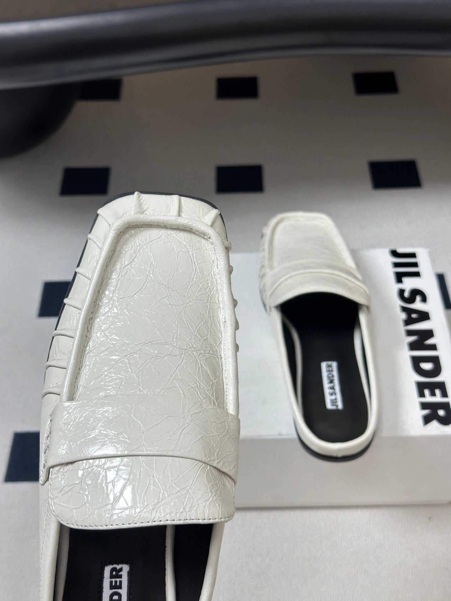 JIL SANDER Square-Toe Pleated Leather Mules (White)