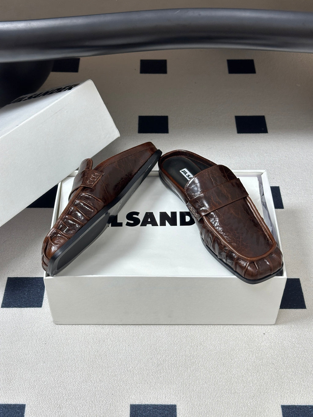 JIL SANDER Square-Toe Pleated Leather Mules (Brown)