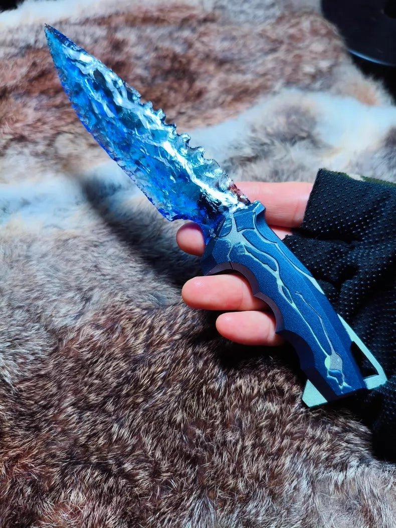 VALORANT "Divine Punishment" Knife (Ice Crystal Form) – Hand-forged 1:1 Replica Prop for Cosplay and Collection