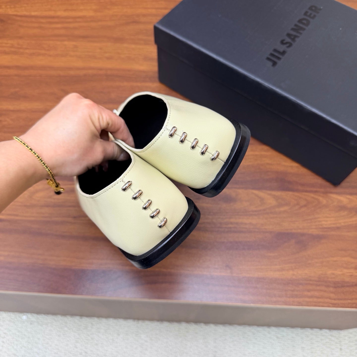 Jil Sander Stud-Embellished Leather Ballet Flats (Off-White)
