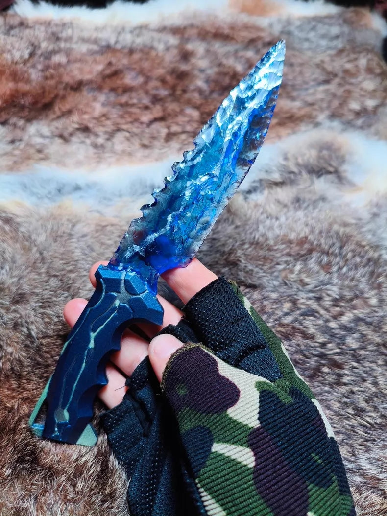 VALORANT "Divine Punishment" Knife (Ice Crystal Form) – Hand-forged 1:1 Replica Prop for Cosplay and Collection