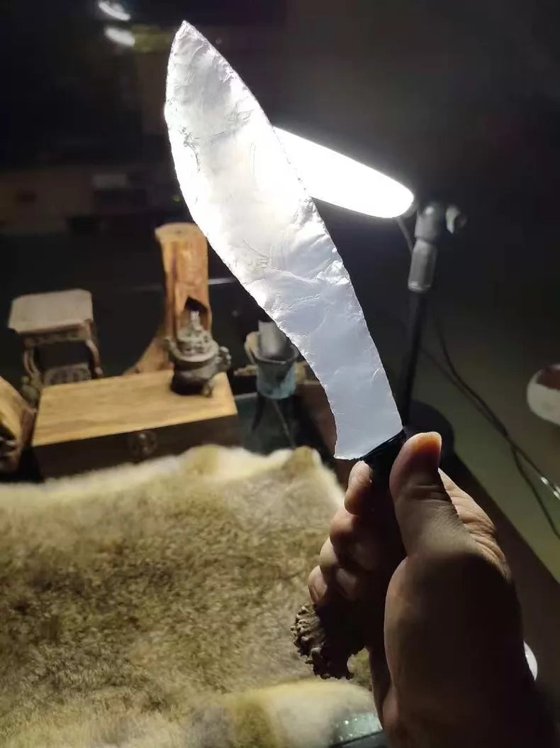 Knapped stone knife, Nepalese-style stone knife, Kukri-style stone knife, obsidian knife.