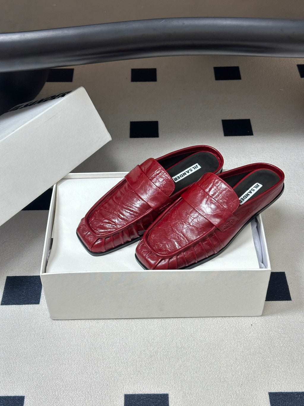 JIL SANDER Square-Toe Pleated Leather Mules (Red)