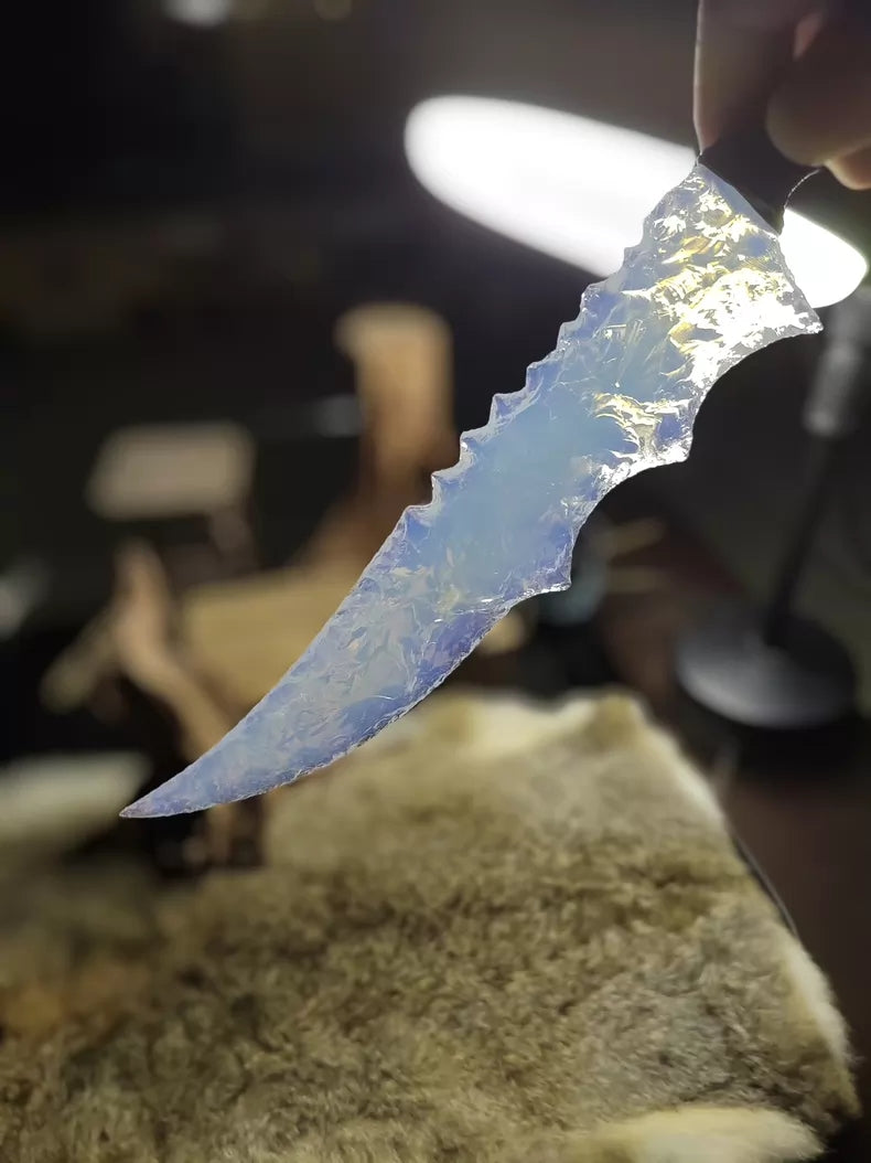 Flaked stone tools; stone knives; "Flame Blade" (white opal/dragon-glass hunting knife); "Flame Blade" (obsidian/dragon-glass treasure blade)—"White Dragon Abyss"