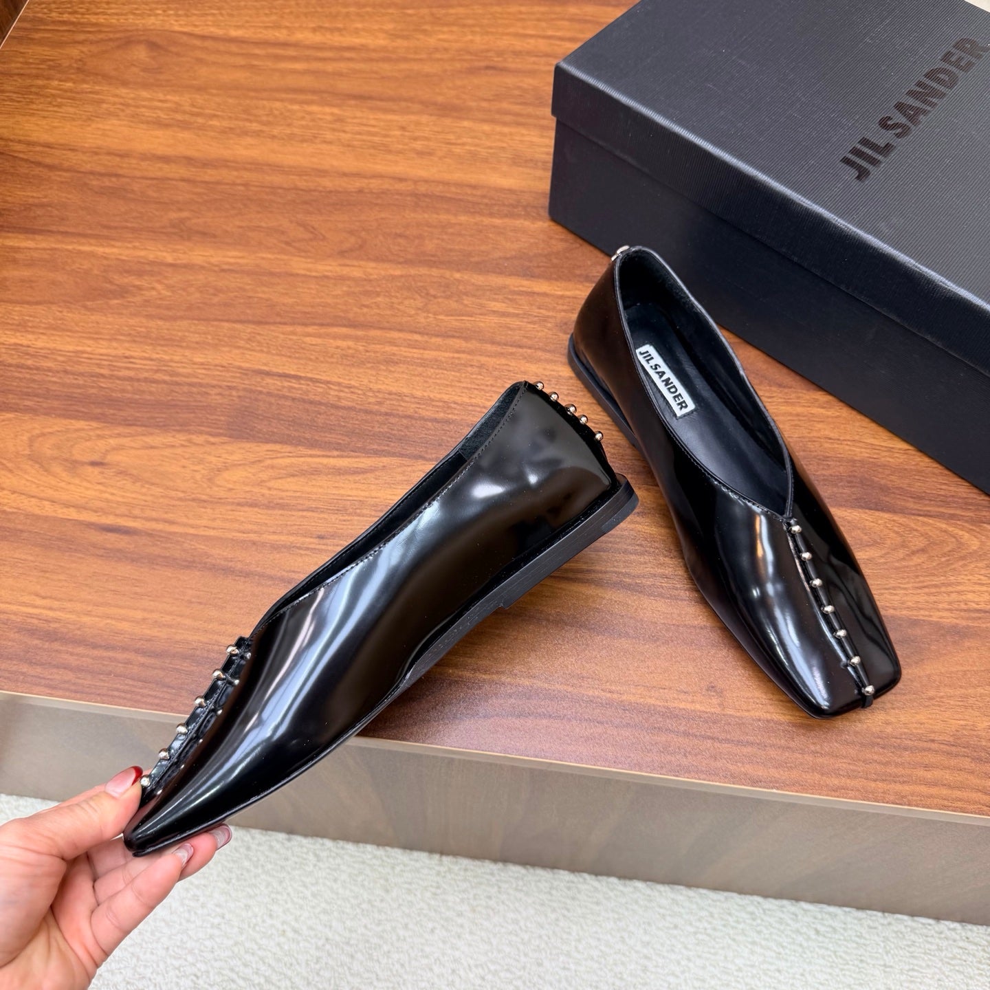 Jil Sander Stud-Embellished Leather Ballet Flats (Black)