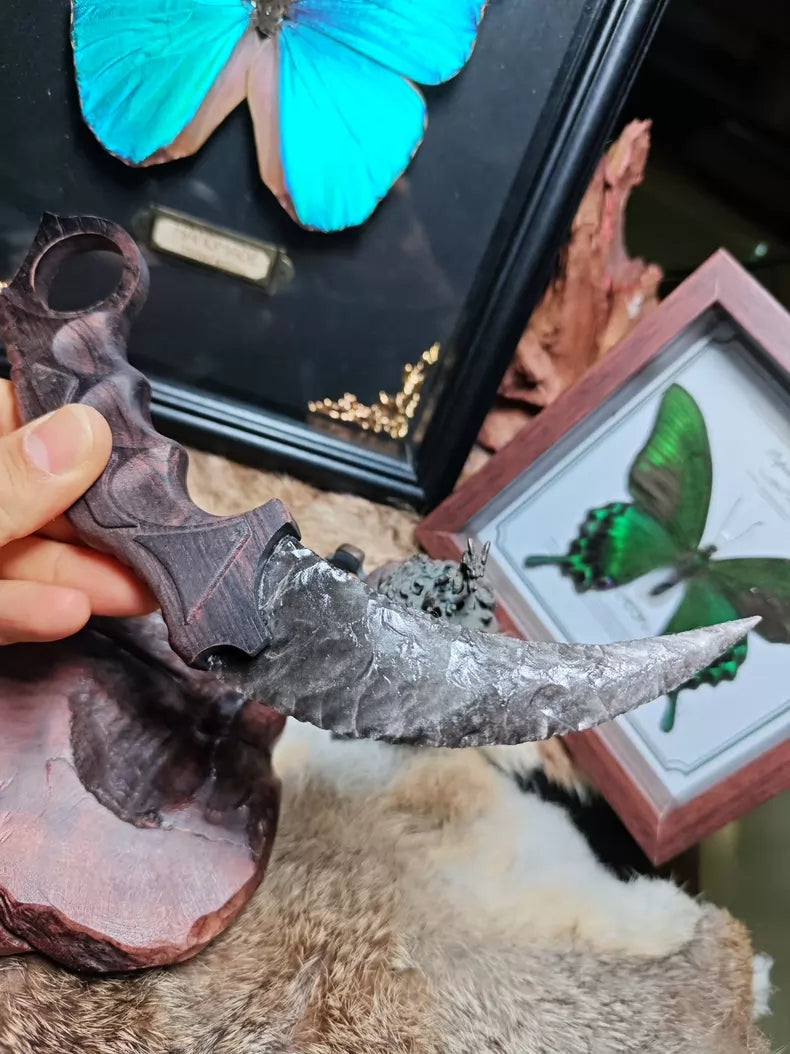 Hand-forged Karambit: Premium Silver Sheen Obsidian Blade with Purple-Veined Ebony Handle – Classic Skin Style