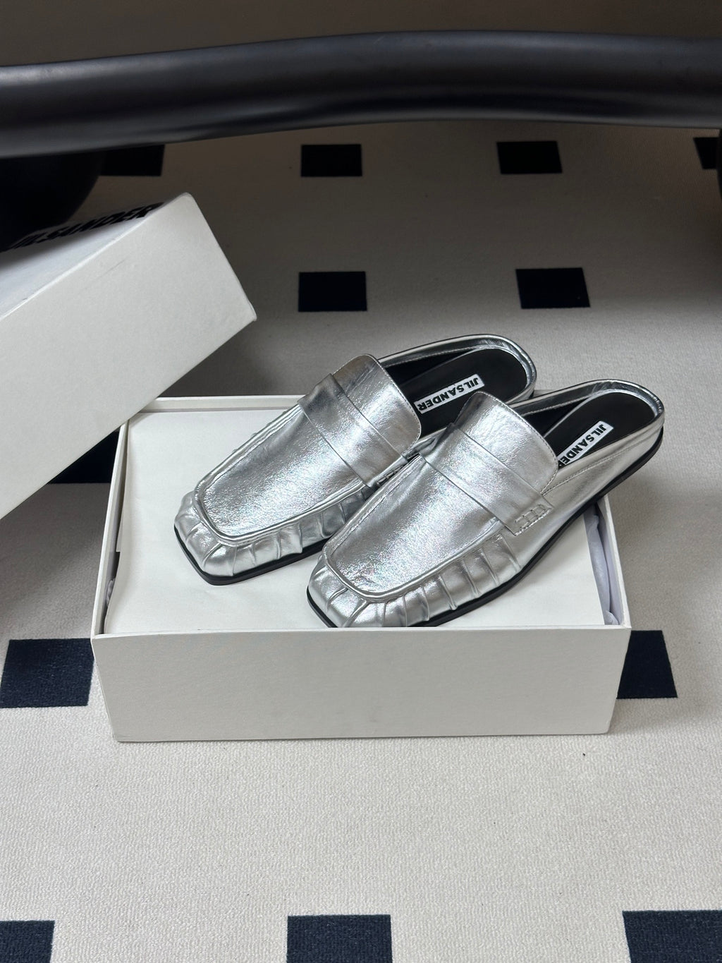 JIL SANDER Square-Toe Pleated Leather Mules (Silver)