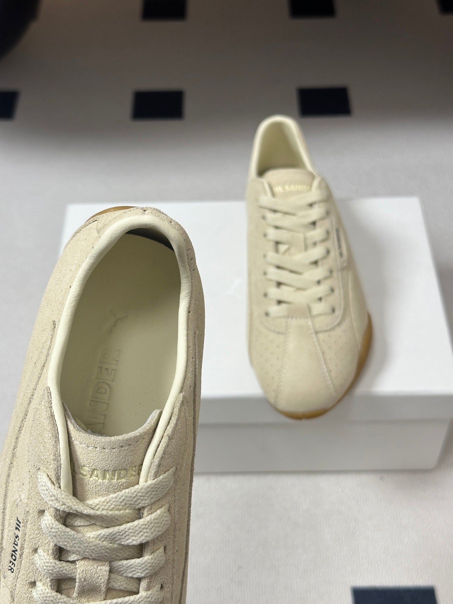JIL SANDER x PUMA Collaboration Low-Top "German Army Trainer" Style Sneakers (Off-White)