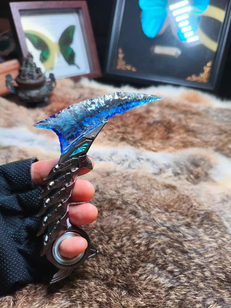 Custom-made "Chipped Stone Tool" style rotating Dilophosaurus toe-claw knife model (inspired by CS:GO/CrossFire game merchandise).