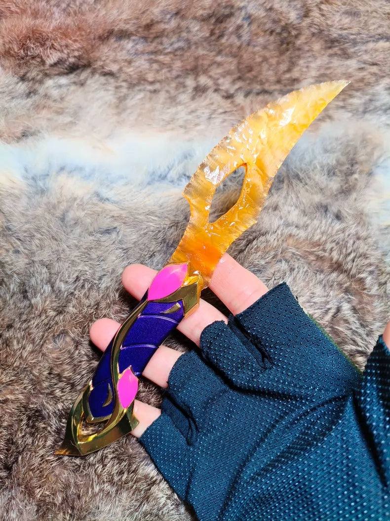 VALORANT-Inspired Hand-Crafted Stone Ornament/Gift: "Flowing Wind, Swirling Snow" (Golden Cat's Eye Hand-Crafted Stone) – Spirit Blossom Themed Display Piece
