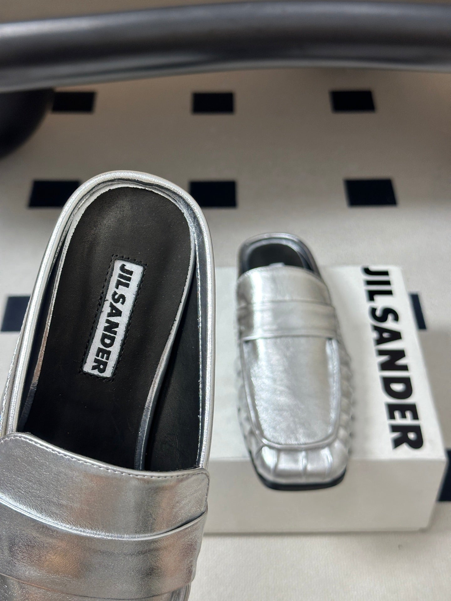 JIL SANDER Square-Toe Pleated Leather Mules (Silver)
