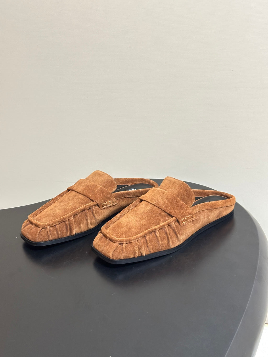 JIL SANDER Square-Toe Pleated Leather Mules (Yellow)