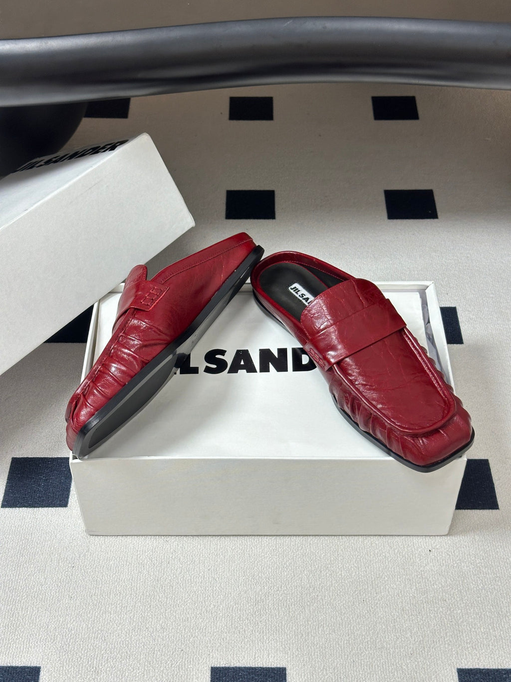 JIL SANDER Square-Toe Pleated Leather Mules (Red)