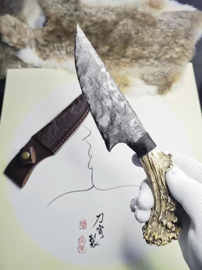Masterpiece Knapped Silver Sheen Obsidian Hunting Knife – Authentic Style – Natural, Unstained Antler Handle