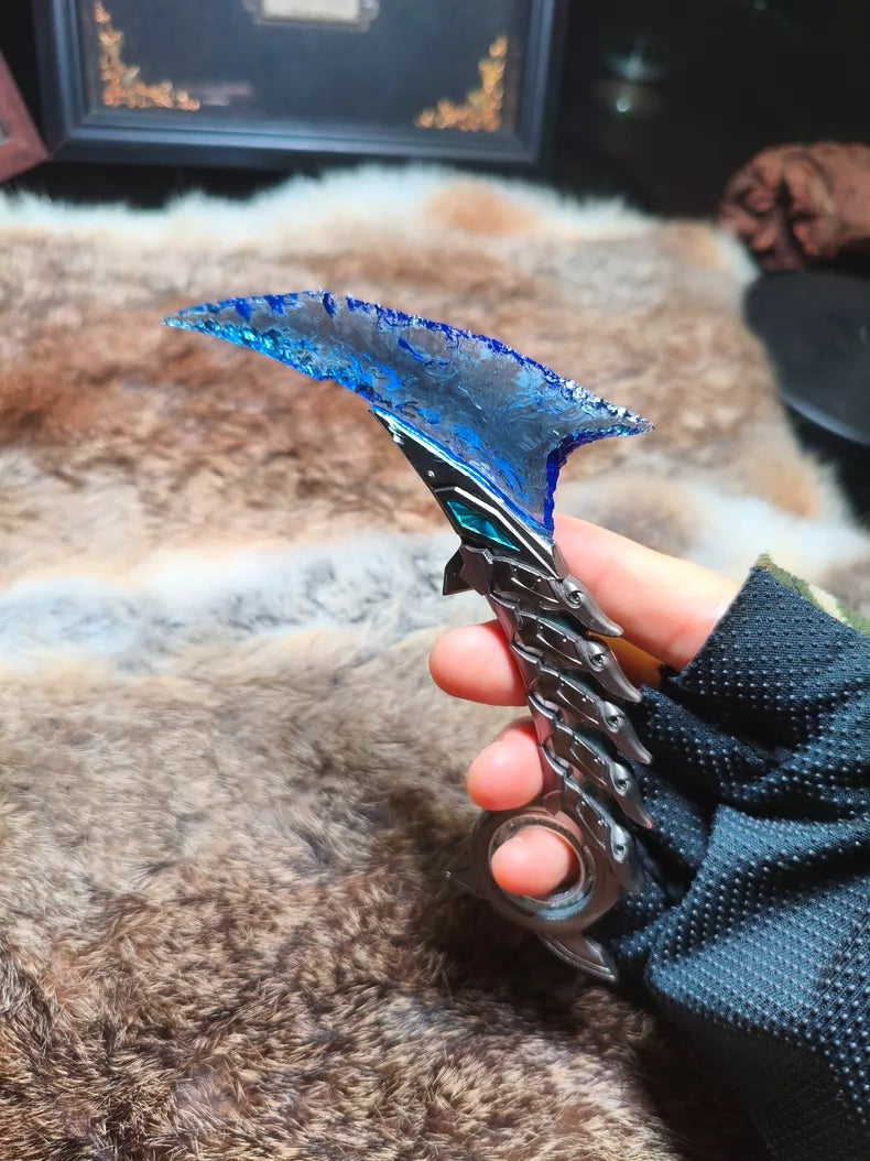 Custom-made "Chipped Stone Tool" style rotating Dilophosaurus toe-claw knife model (inspired by CS:GO/CrossFire game merchandise).