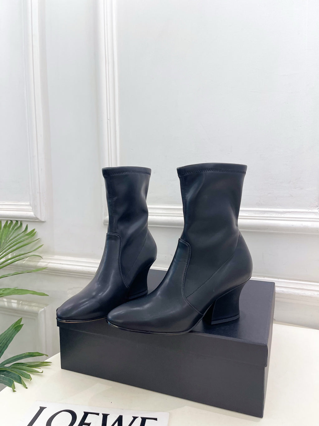 Jil Sander Minimalist Retro Stretch Ankle Boots with Block Heels Black