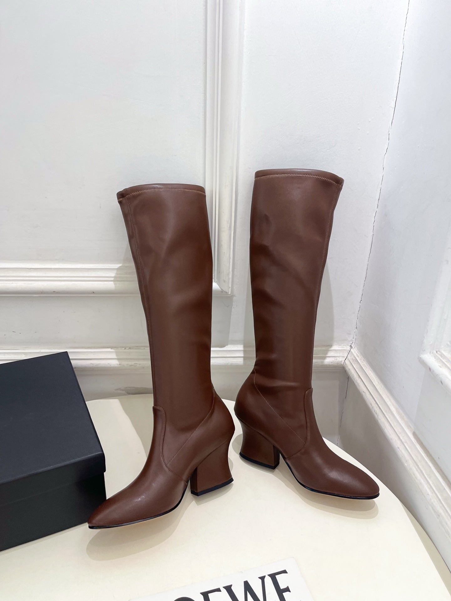 Jil Sander Minimalist Retro Stretch High-Shaft Boots with Block Heels Brown