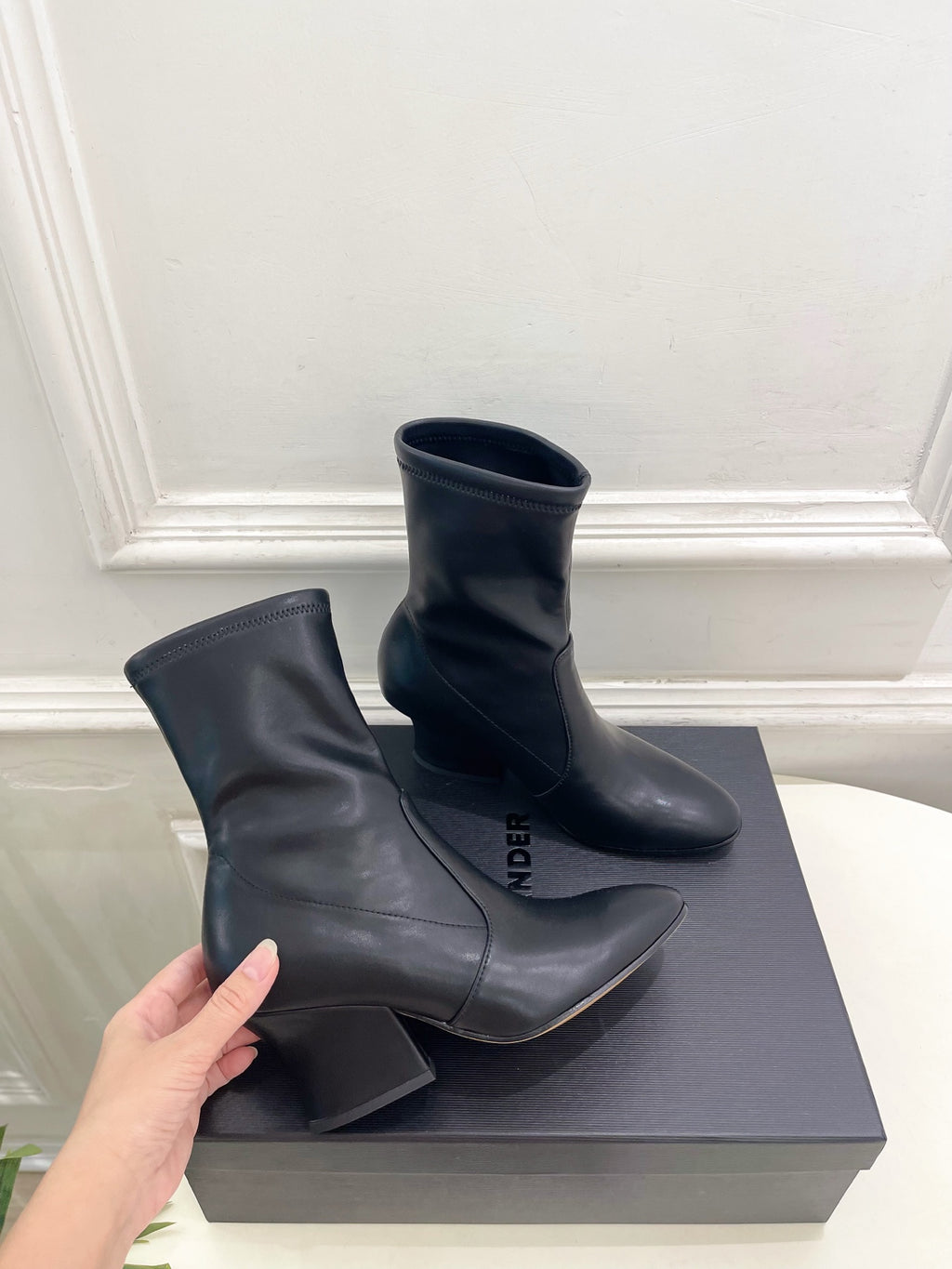 Jil Sander Minimalist Retro Stretch Ankle Boots with Block Heels Black