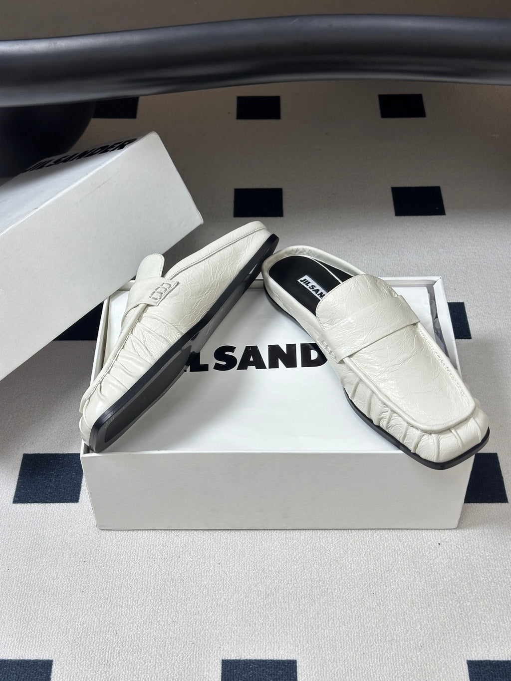 JIL SANDER Square-Toe Pleated Leather Mules (White)