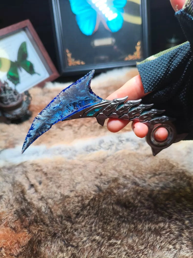 Custom-made "Chipped Stone Tool" style rotating Dilophosaurus toe-claw knife model (inspired by CS:GO/CrossFire game merchandise).